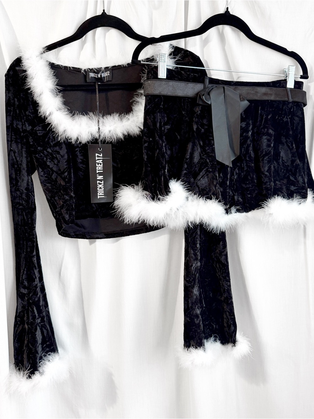 Black Velvet Santa Costume Set M NWT